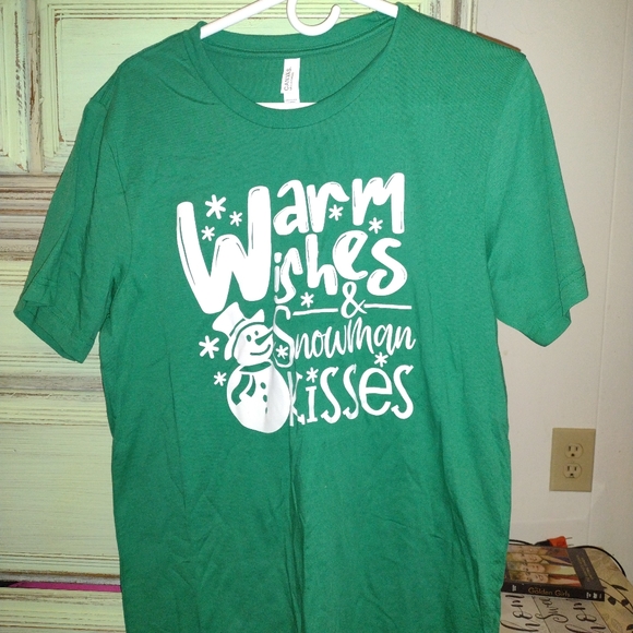 "Warm wishes and snowman kisses" Christmas/winter shirt. Size medium available - Picture 2 of 5